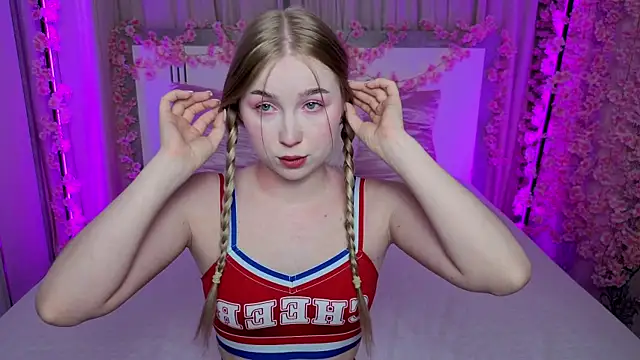 LilyStarlight online show from July 16, 3:33 am