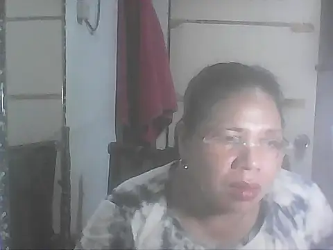 hotwet mama4uxx online show from October 7, 1:59 pm