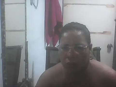 hotwet mama4uxx online show from November 17, 2:51 pm