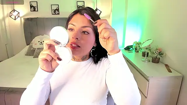 Catalinaa martinez online show from September 11, 3:18 am