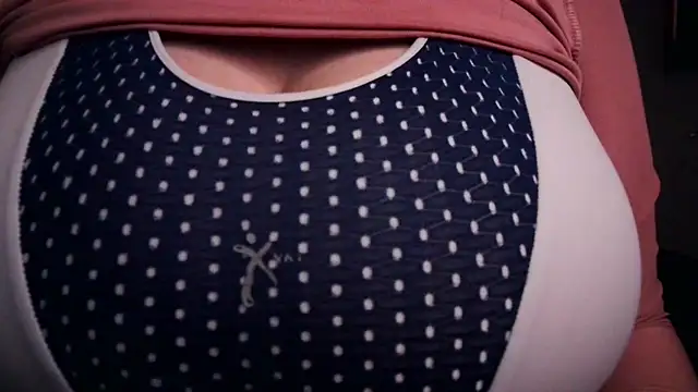 AnnyelinnaLove online show from December 22, 11:41 pm