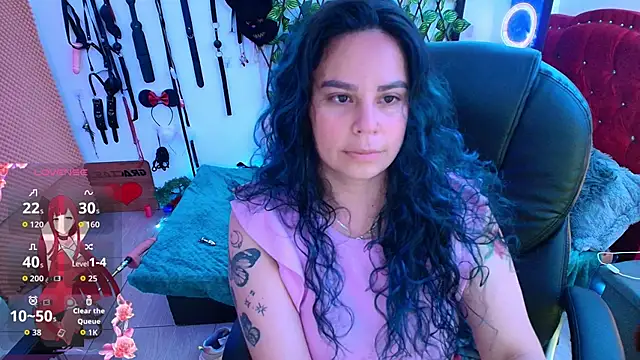 elektra 32 online show from October 14, 5:10 am