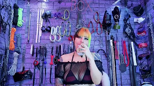 PANDORANEZZ online show from May 15, 10:51 am
