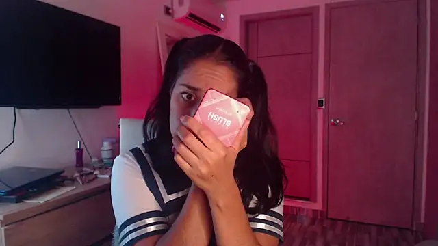 Brown skin11 online show from October 1, 10:37 pm