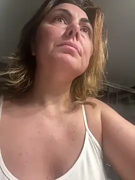 Emma roqueen online show from May 28, 9:45 pm