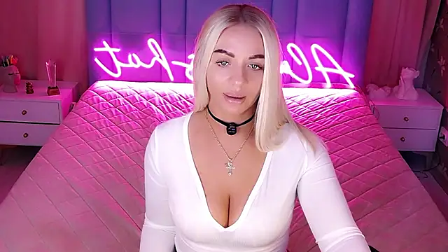 AllwaysHotJ online show from February 19, 2:00 am