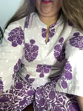 Preet Kaur 69 online show from March 25, 7:00 am