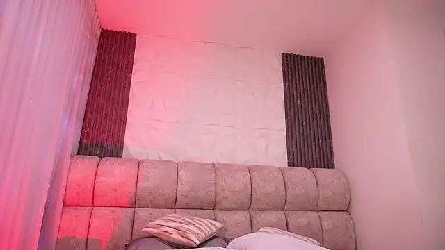 katy rioss online show from April 11, 11:58 am