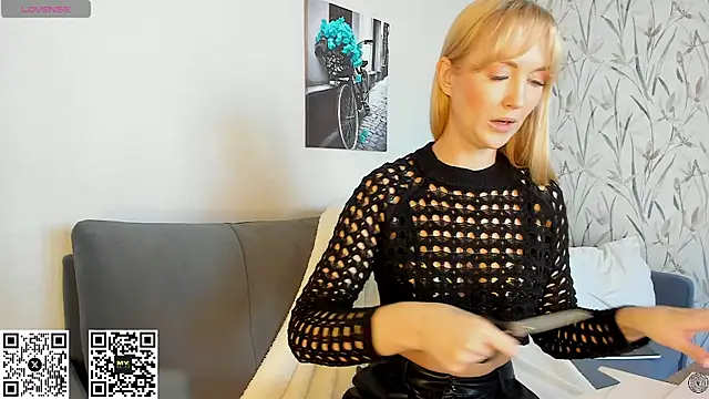 HotyPlays online show from September 14, 12:14 pm