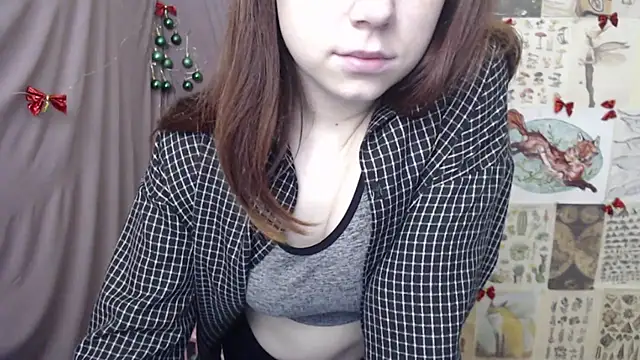 VeryVeryVeryShy  online show from January 7, 6:39 am