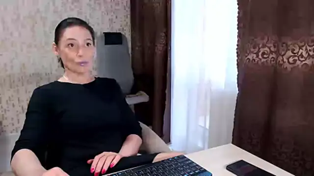 xAlwaysWOWx online show from April 10, 7:36 am