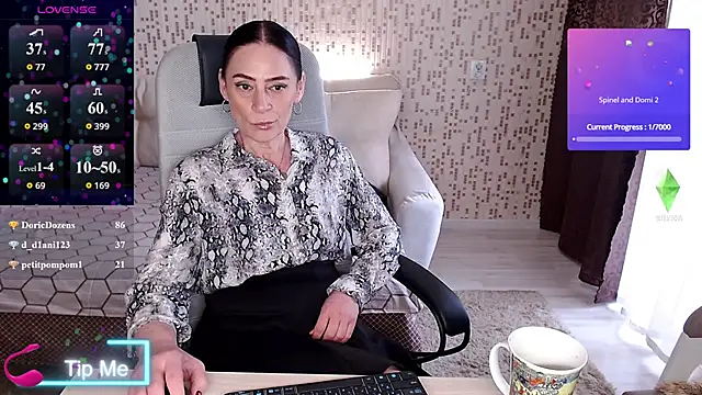 xAlwaysWOWx online show from February 25, 9:08 am