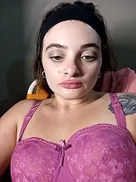 Emmacut online show from March 24, 11:32 pm