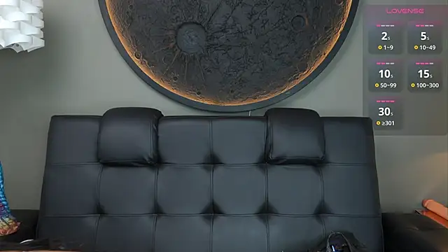 miss vaiolette online show from November 12, 11:08 am