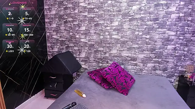 ArianaBlackk online show from December 22, 1:25 pm