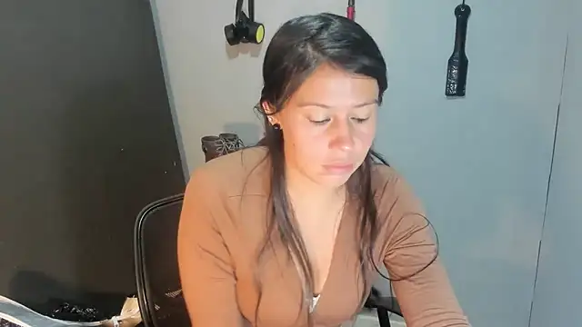 sandyquinnxx online show from March 3, 4:57 pm