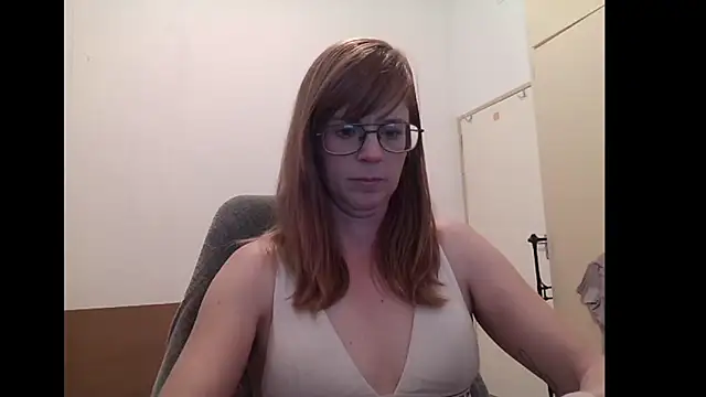 SavannaGirly online show from June 1, 5:25 pm