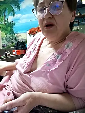 Wendy Kristi online show from April 9, 5:32 am