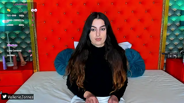 VallerieJones online show from March 6, 9:59 am