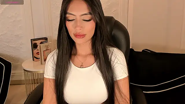 JadeEvansX online show from January 17, 2:35 pm