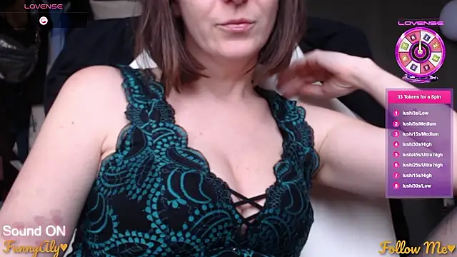 FunnyAly online show from March 13, 2:40 pm