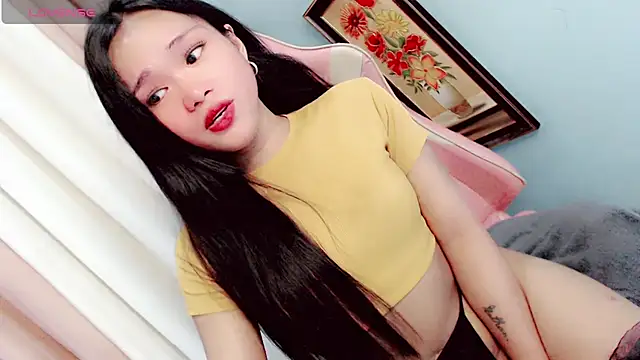 kylamooree online show from May 28, 11:30 am