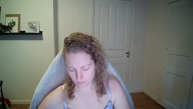 Girlnina-1995 online show from November 18, 10:49 am