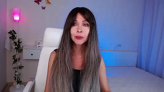 wendifoste online show from September 23, 6:17 pm