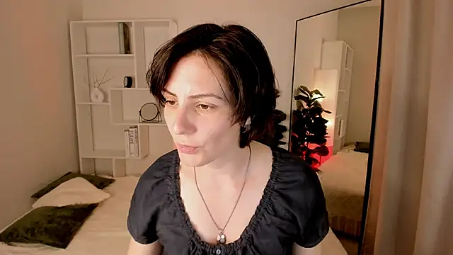 LorenDaze online show from June 30, 2:05 pm