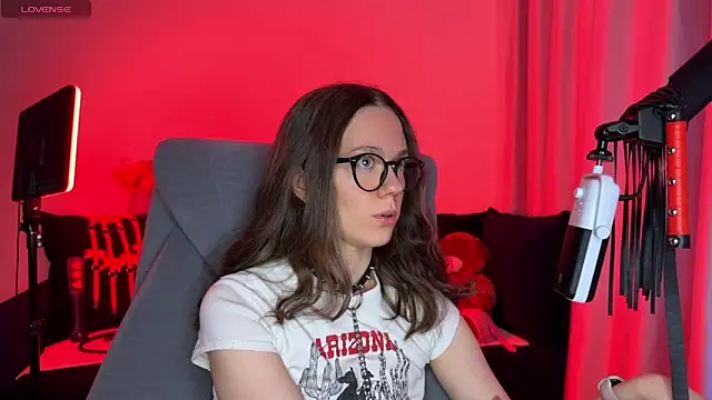 SharkyBaby online show from September 13, 2:25 pm