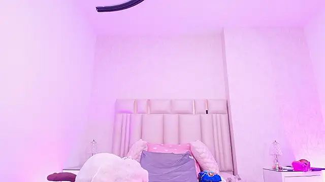  carolina fox online show from March 19, 3:11 am