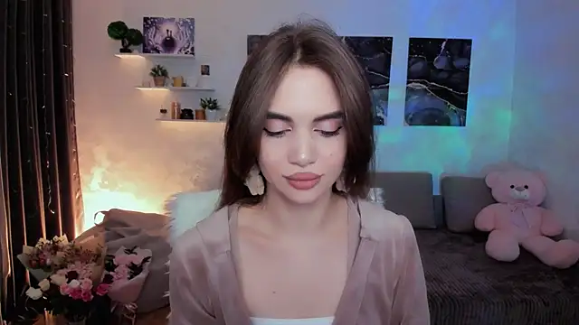 aPieceOfJoy online show from December 16, 9:42 pm