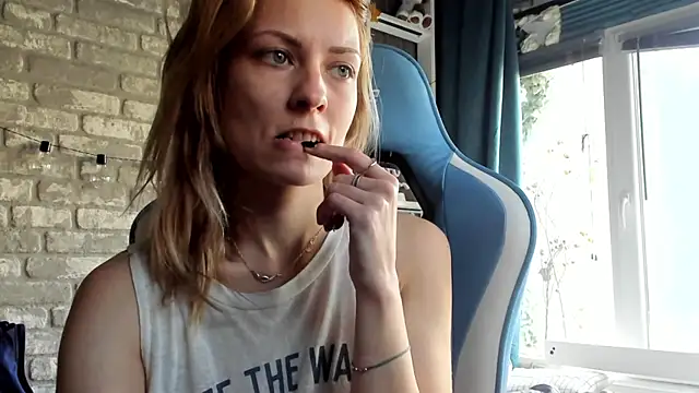 karo123421 online show from December 18, 8:19 am