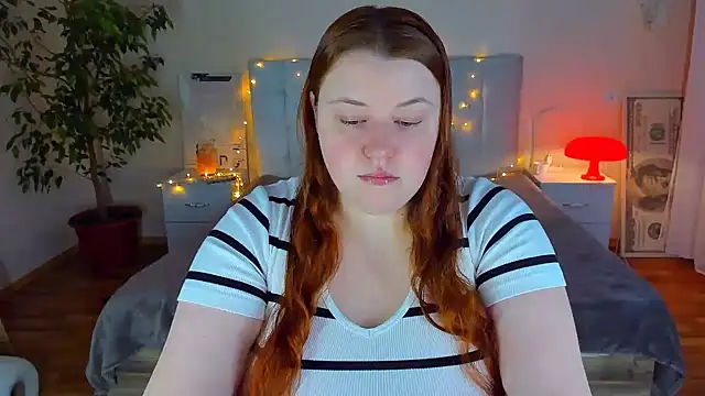 PolinaSalvatore online show from February 28, 2:27 pm