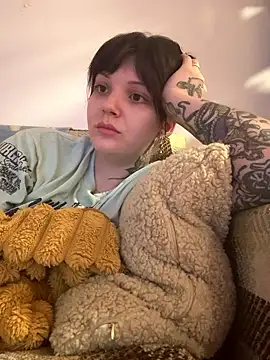 SweetMaisie online show from January 14, 4:17 am