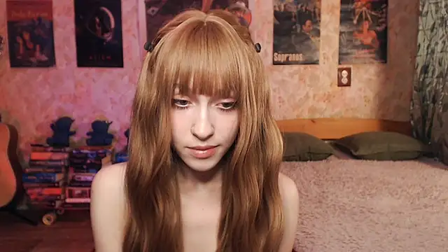 Friendly Ellie online show from October 28, 11:31 pm