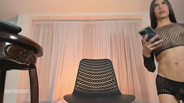 jaddyk  online show from October 4, 6:30 am