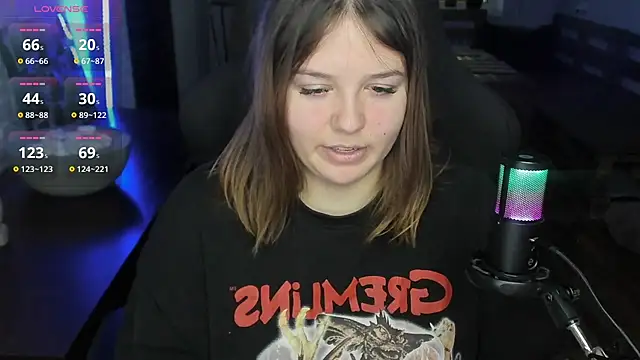 XNirvanaX online show from October 4, 5:35 am