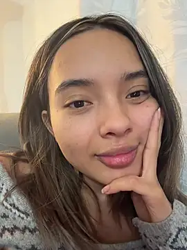 Irina Grant online show from December 3, 2:36 am