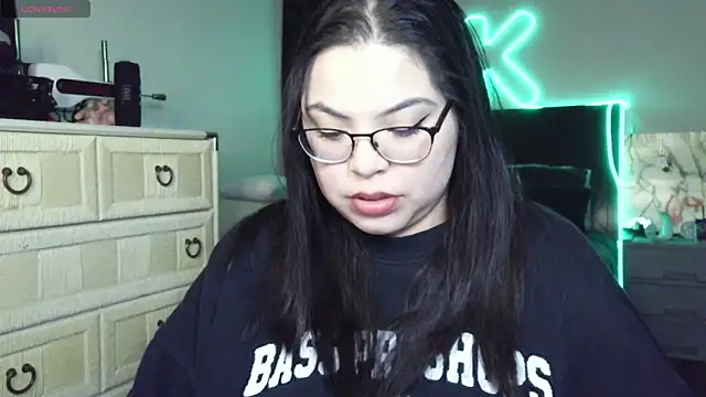 drizzypeach602 online show from March 18, 2:38 am