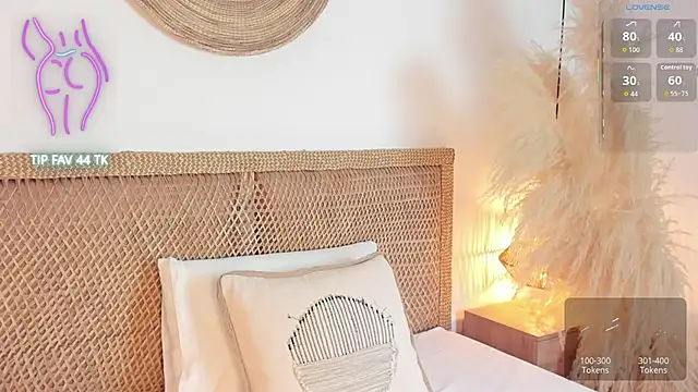 cloe 25 online show from October 28, 2:39 am