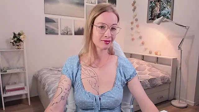 MissRightX online show from September 26, 11:19 am