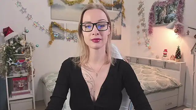 MissRightX online show from December 15, 10:42 am