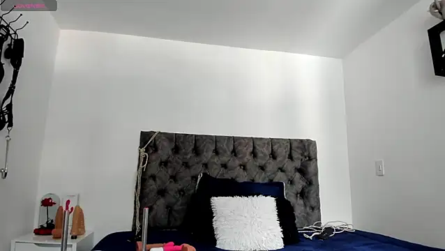 sweet  wild online show from December 21, 1:37 pm