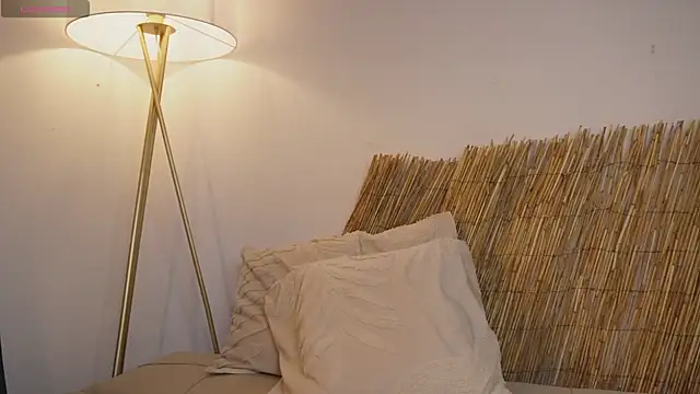 bunnycuteshy online show from May 28, 12:58 pm