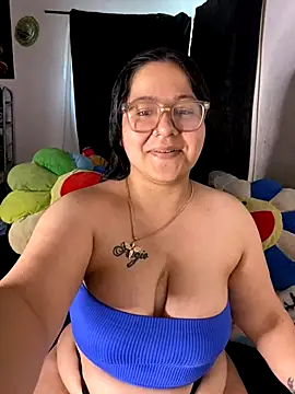 MsConejitaa online show from September 16, 7:55 pm