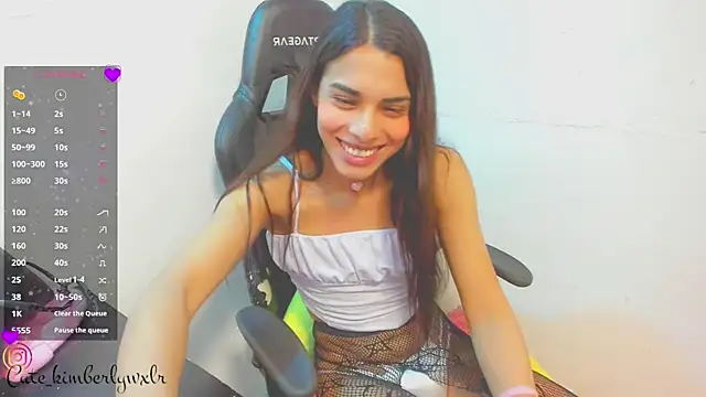 Kim Wexler online show from November 5, 9:47 am