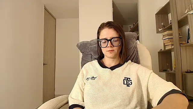 Arya starrk online show from October 3, 2:22 pm