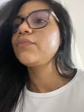 MauraGray online show from October 13, 10:45 pm