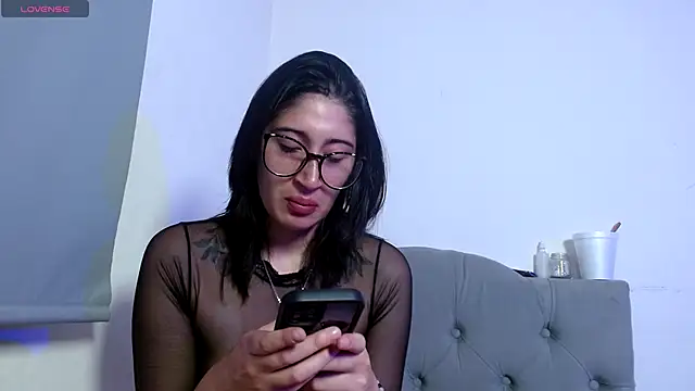 Red-moon1 online show from October 7, 3:22 am